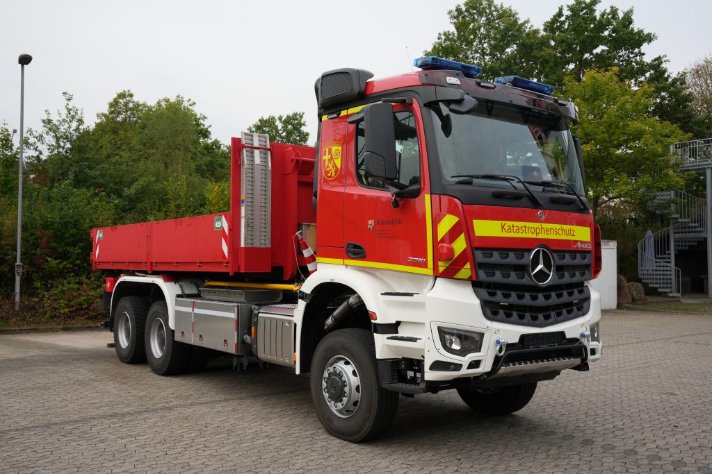 Das neue Fahrzeug für den Katastrophenschutz ist an der Feuerwache Kaiserslautern eingetroffen.